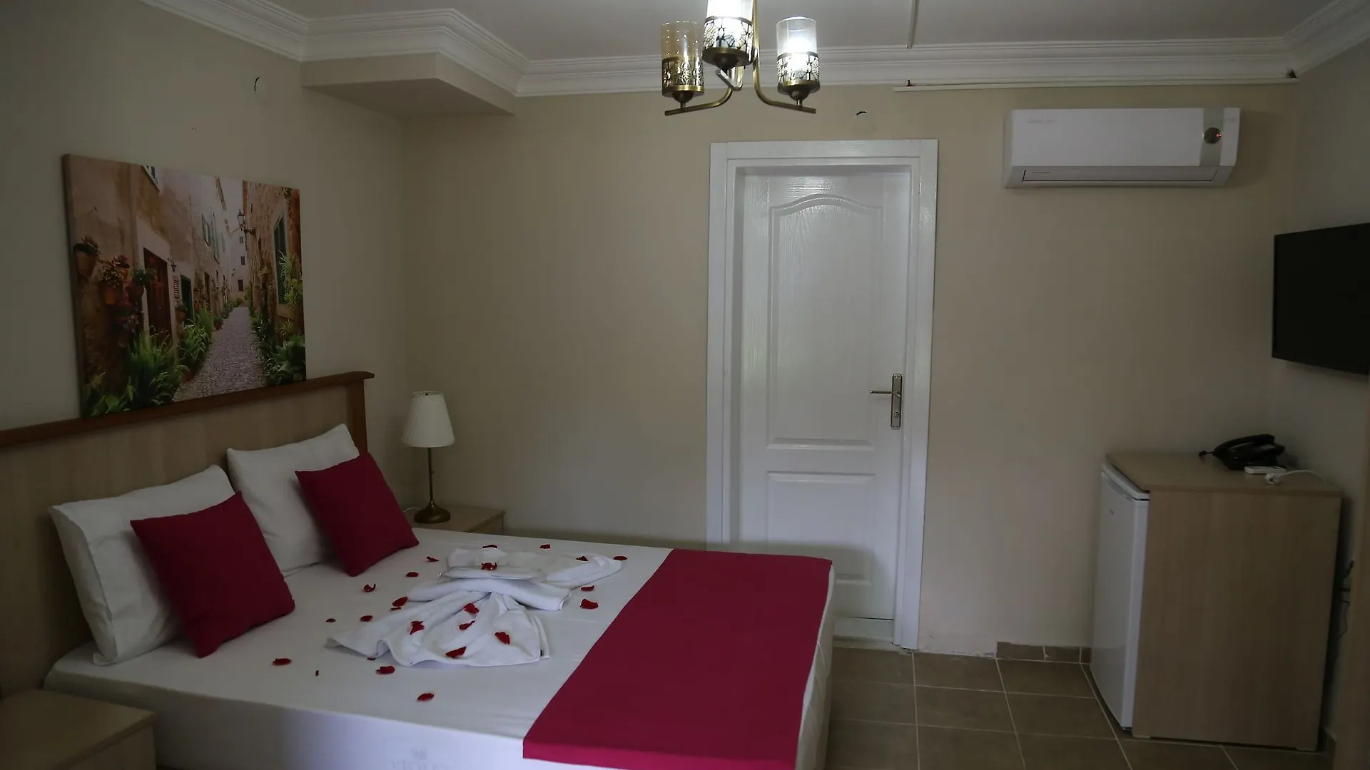 Cunda Sir Hotel Ayvalı 2*,